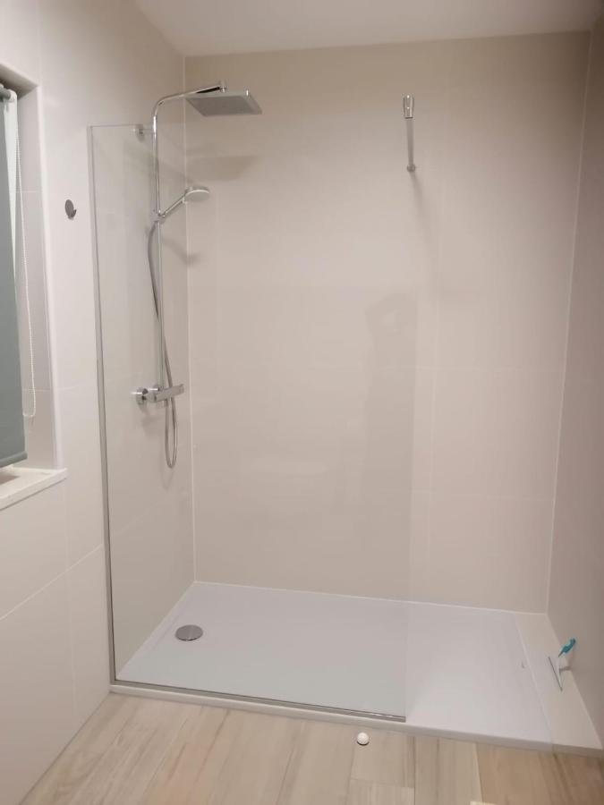 Brand New Apartment In Малинска Екстериор снимка