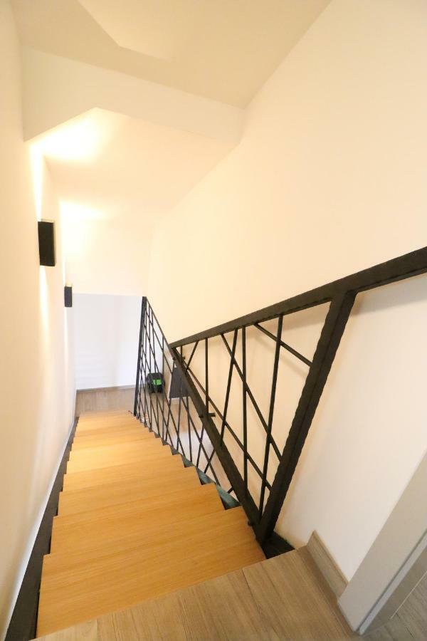 Brand New Apartment In Малинска Екстериор снимка